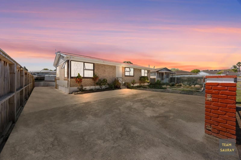 14 Kemble Close, Mangere, Auckland - Carousel 1