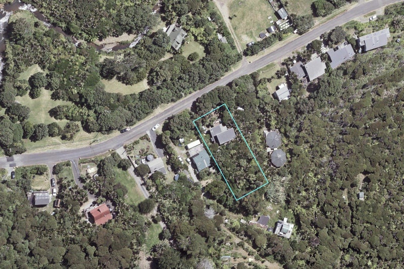 33 Glenesk Road, New Lynn - Carousel 22