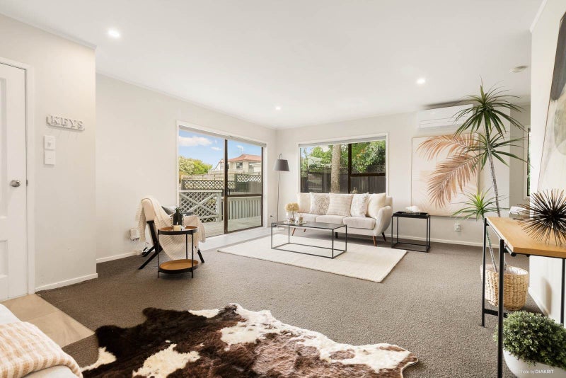 57 Riverside Drive, Waiuku, Waiuku - Carousel 2