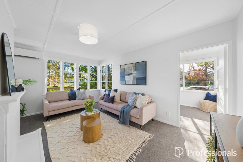 88 Waddington Drive, Naenae, Lower Hutt - Carousel 2