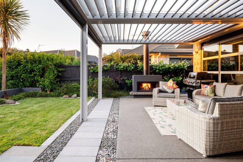 140 St James Drive, Huntington, Hamilton - Carousel 2