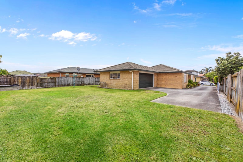 30 Blake Boulevard, Papamoa Beach, Papamoa - Carousel 1