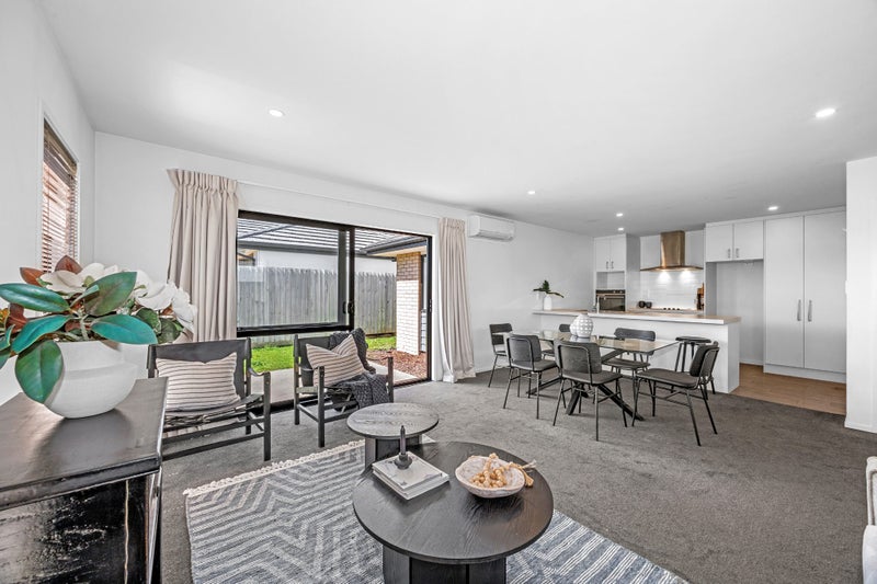 1 Robalan Close, Halswell, Christchurch - Carousel 1