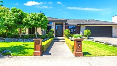 7 Angelus Avenue, Richmond, Richmond - Carousel 1