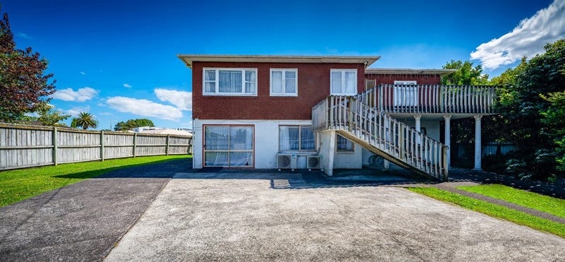 12 Rathgar Road, Henderson, Waitakere City, Auckland - Carousel 2