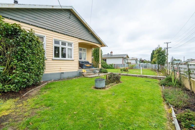 1 Oakland Street, Mataura, Mataura - Carousel 16