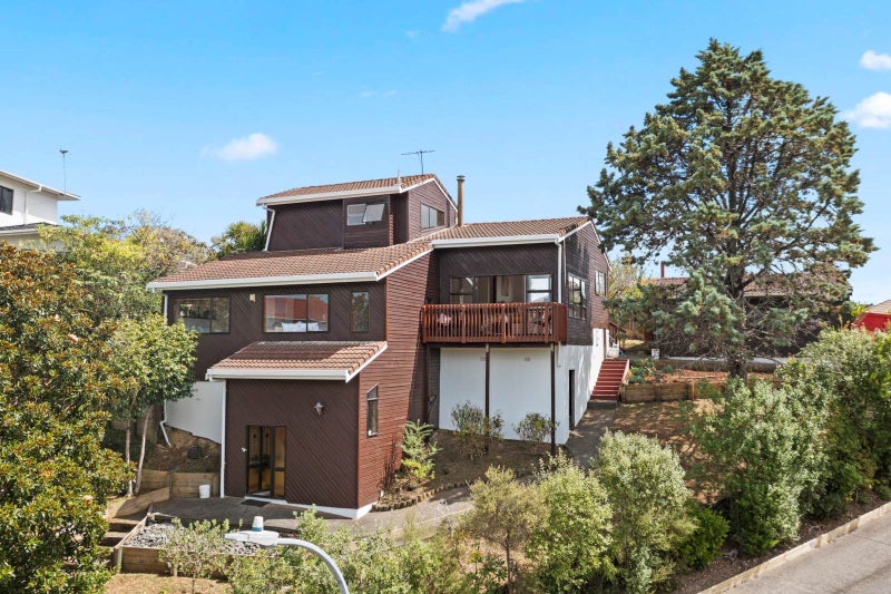 36 Redwing Street, Browns Bay, Auckland - Carousel 1