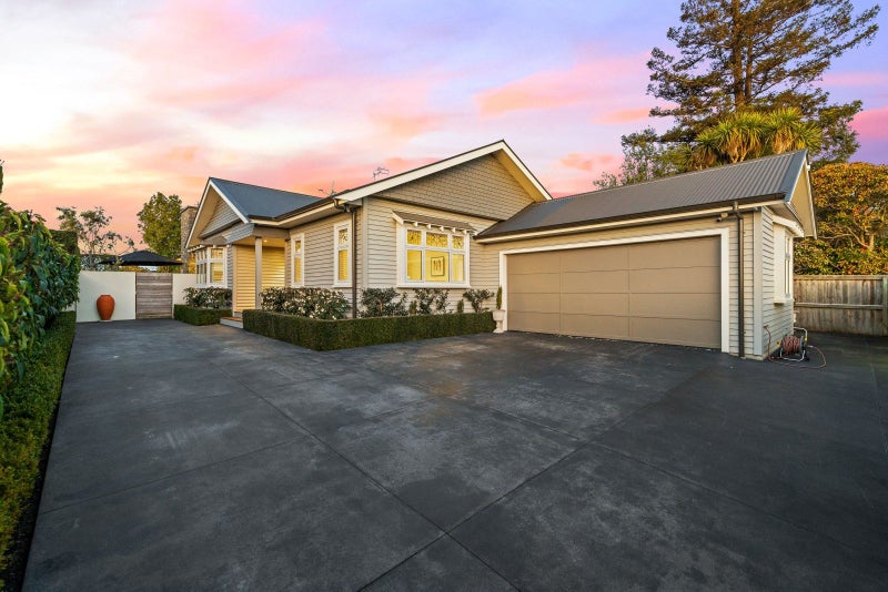 62 Bretts Road, St Albans, Christchurch - Carousel 1