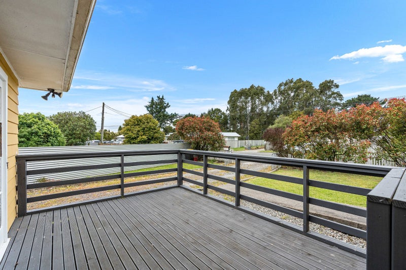 11 River Road, Masterton - Carousel 2