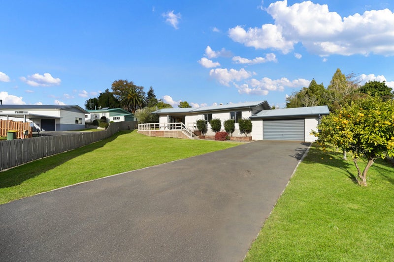 33 Exeter Street, Glenview, Hamilton - Carousel 20