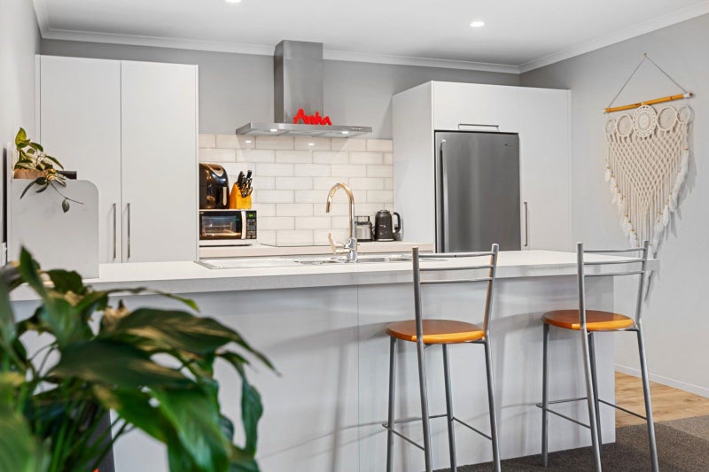 26 Tiria Drive, Papamoa Beach, Papamoa - Carousel 1