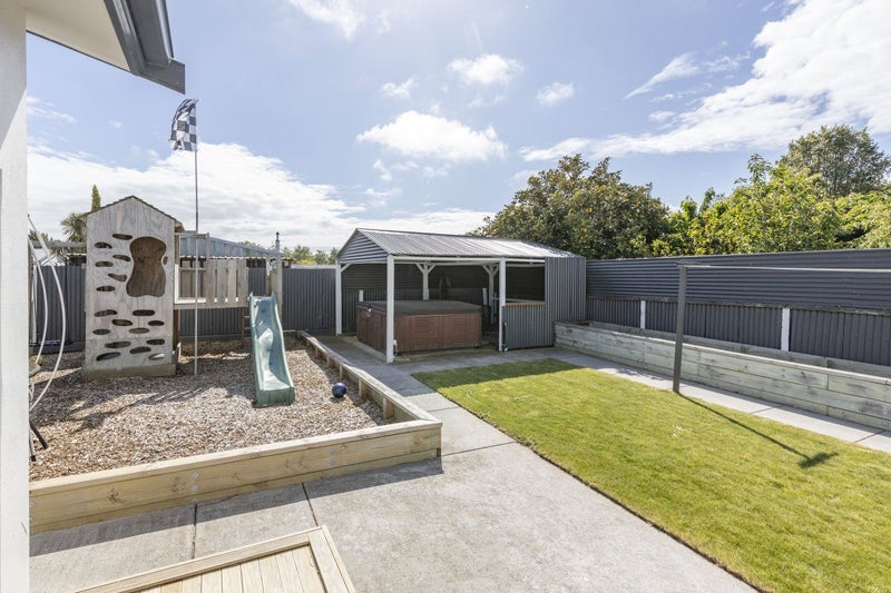 8 Savage Street, Kainga, Christchurch - Carousel 1