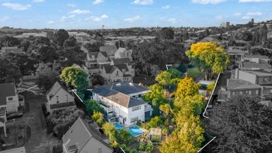 127 Taylors Road, Mount Albert, Auckland - Carousel 1