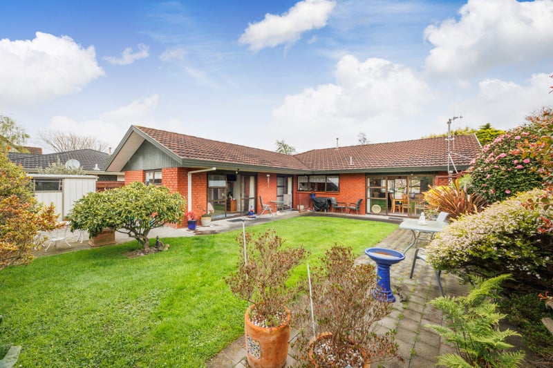 135 Amberley Avenue, Highbury, Palmerston North - Carousel 2