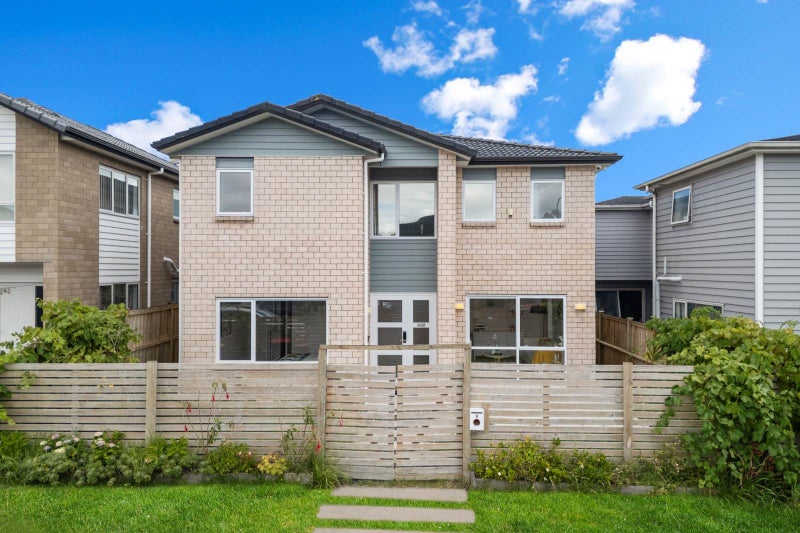 9 Fong Road, Flat Bush, Auckland - Carousel 2