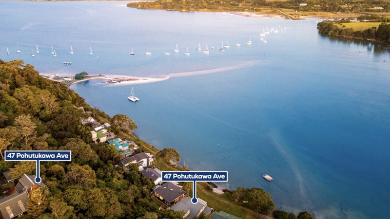 47 Pohutukawa Avenue, Shelly Park, Auckland - Carousel 1