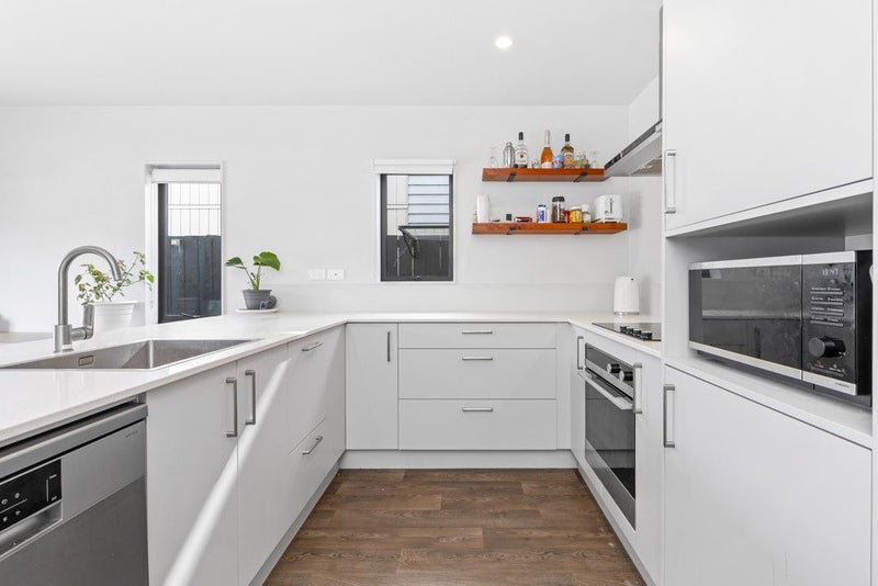 80 Matawhanga Drive, Wattle Downs, Auckland - Carousel 2