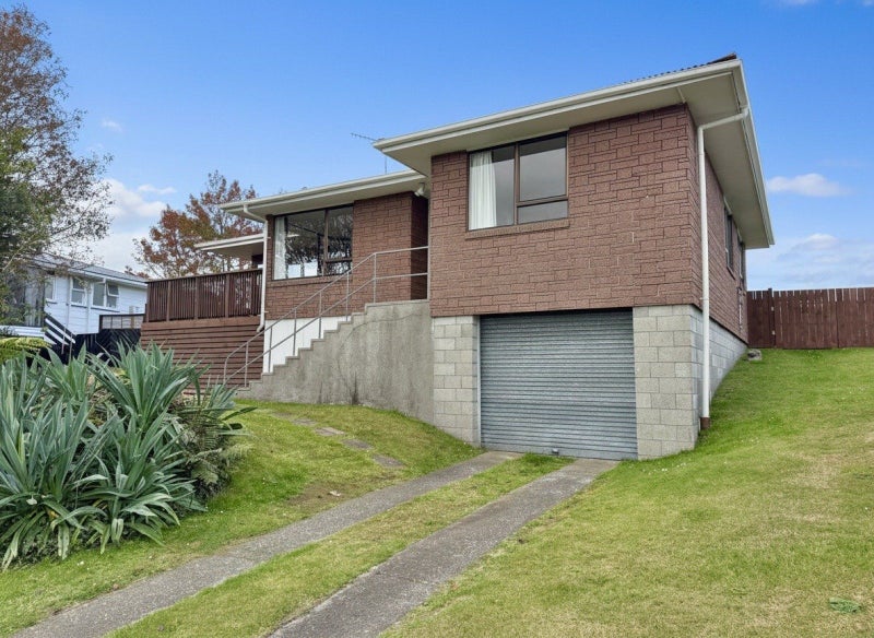 31 Arawa Crescent, Tokoroa, Tokoroa - Carousel 2