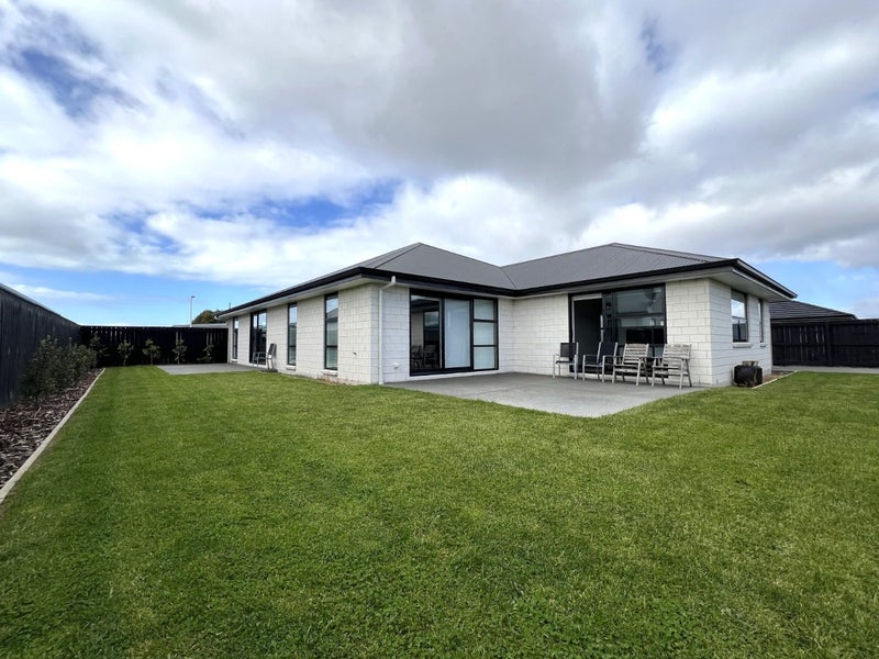 25 Rose Manor Drive, Springlands, Blenheim - Carousel 1