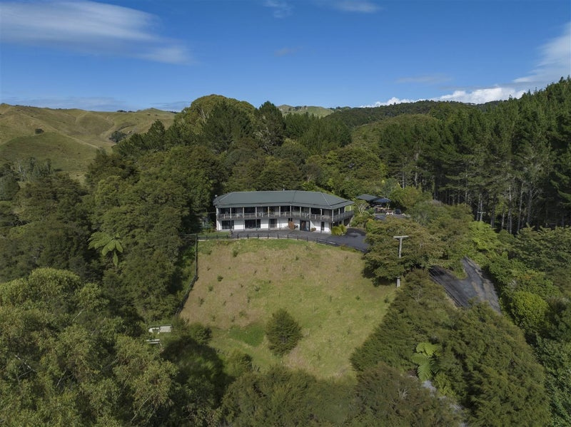 207 Old Mountain Road, Karamu - Carousel 2