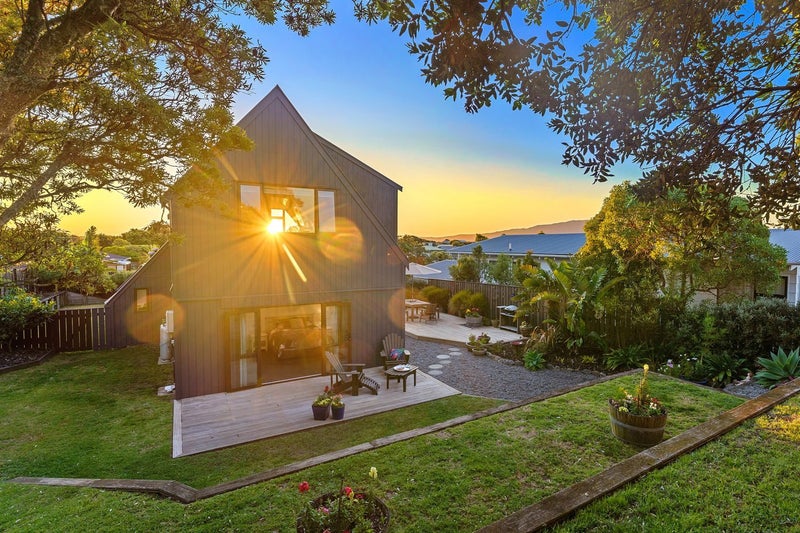 29 Eruini Street, Waikanae Beach, Waikanae - Carousel 2