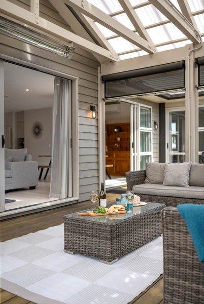 24 Lydiard Place, Beachlands, Auckland - Carousel 33