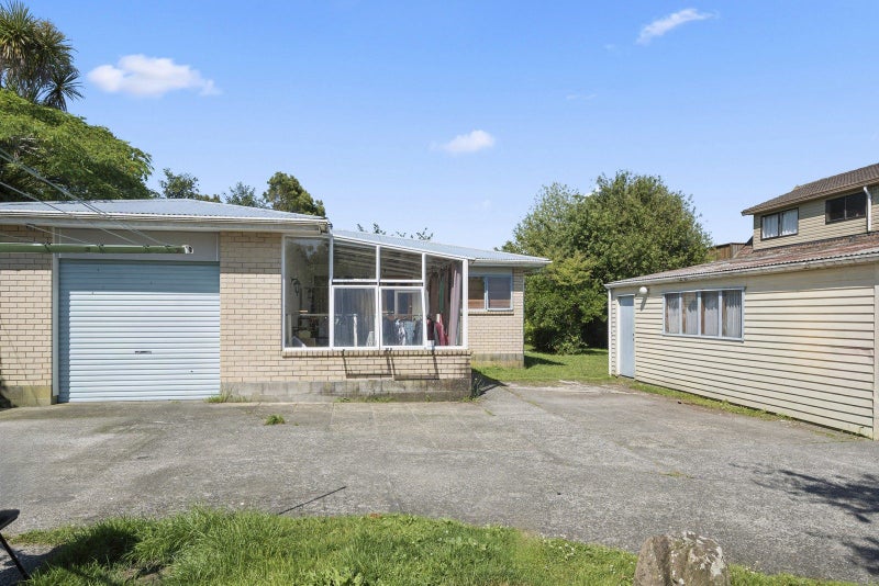 48 Robinson Avenue, Holdens Bay, Rotorua - Carousel 1