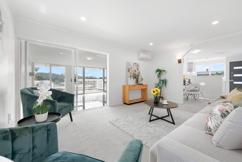 6 Aquarius Avenue, Glen Eden, Auckland - Carousel 2