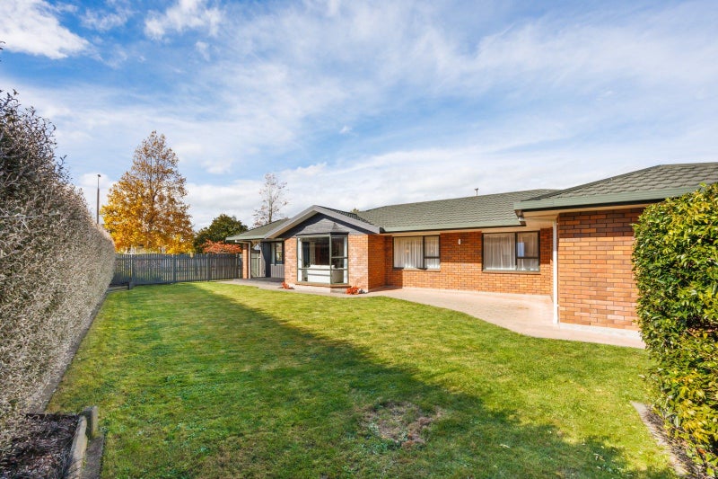 4 Tudor Grove, Feilding, Feilding - Carousel 1