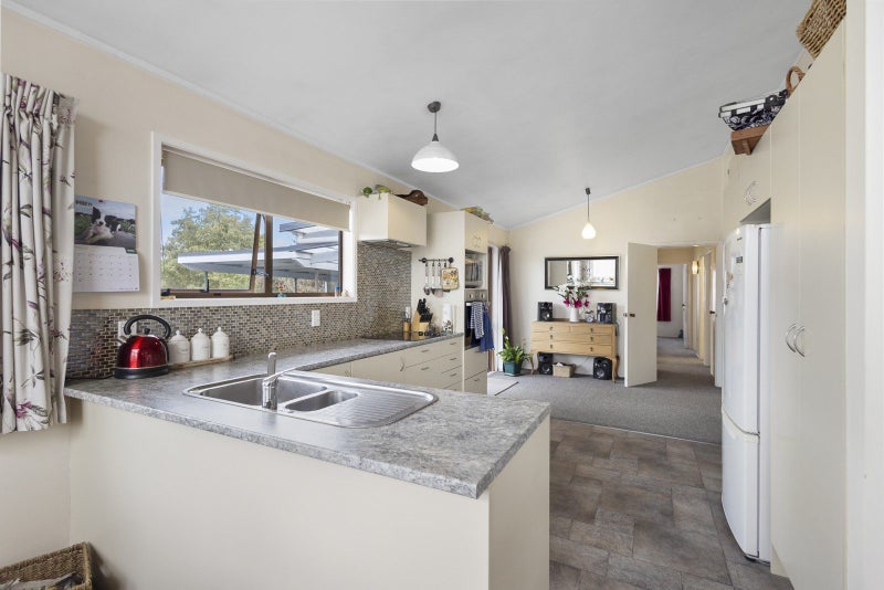 27 Ballance Street, Raetihi - Carousel 2