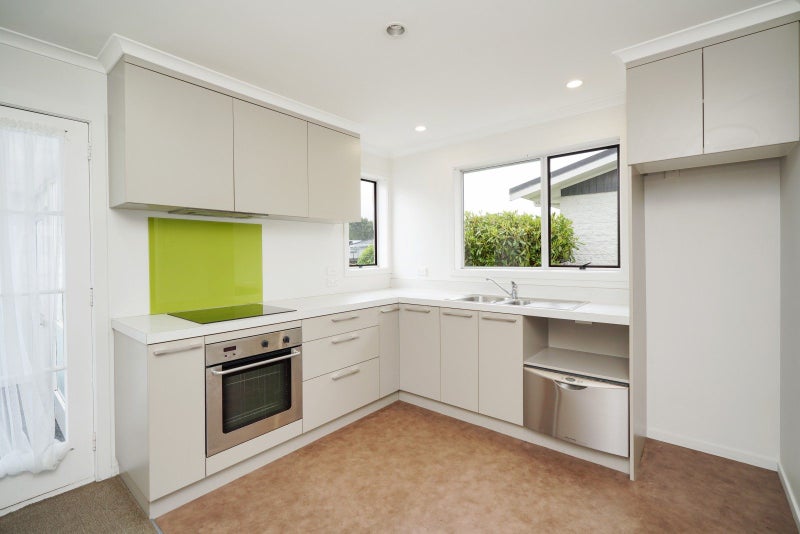 2/39 Duncan Street, Hawthorndale, Invercargill - Carousel 2