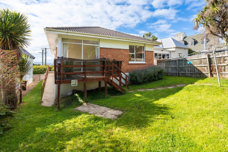 26 Whitby Street, Mornington, Dunedin - Carousel 2
