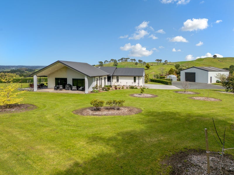 136B Kumikumi Road, Lower Kaimai, Tauranga - Carousel 1