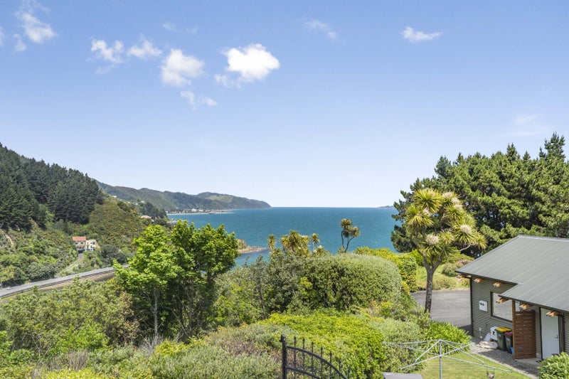 33 Waitohu Road, York Bay, Lower Hutt - Carousel 16