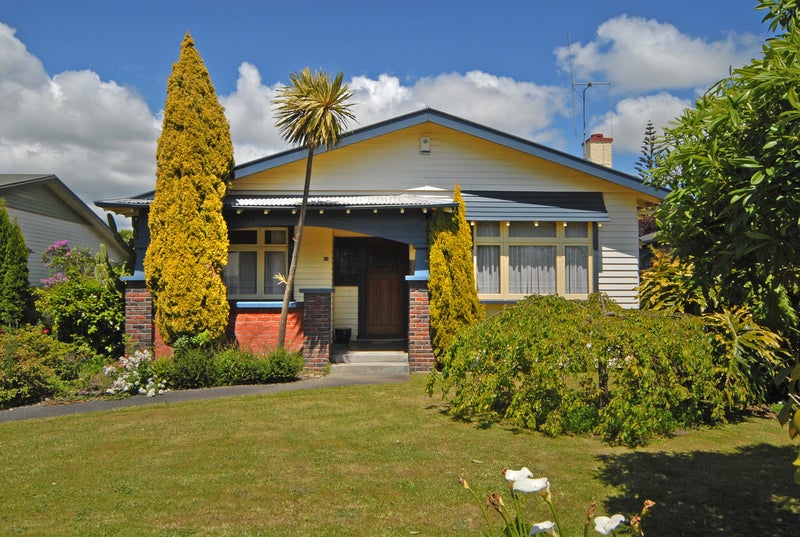 15 Miro Street, Takaro, Palmerston North - Carousel 15
