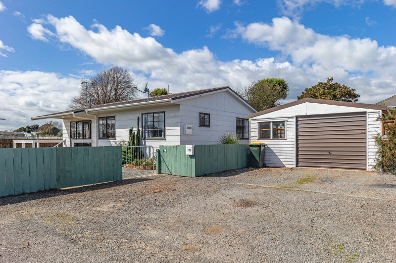 12B Douglas Street, Levin, Levin - Carousel 14