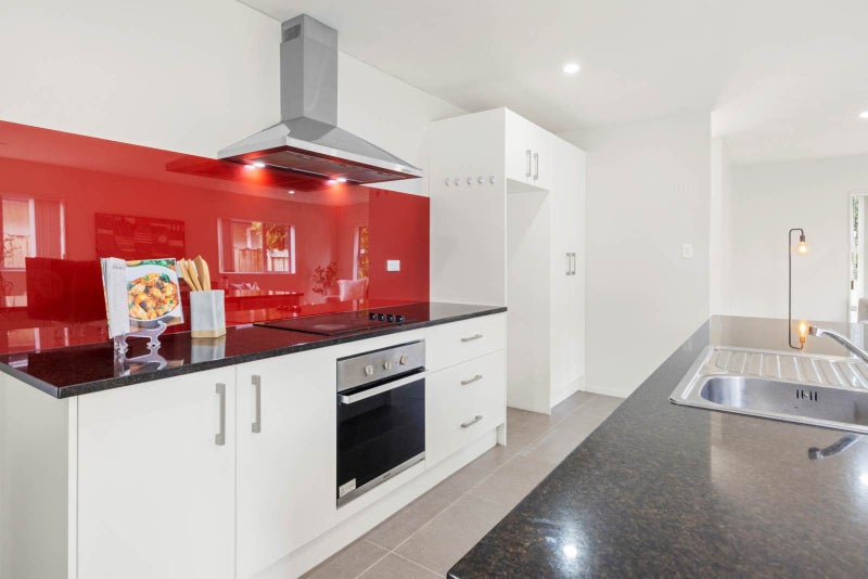 64 Popokatea Drive, Takanini, Auckland - Carousel 1