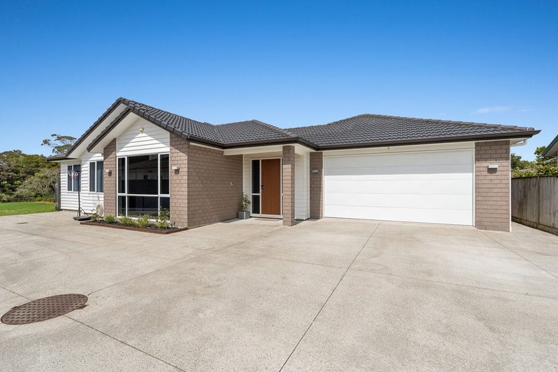 18 Kahika Grove, Huapai, Kumeu - Carousel 2