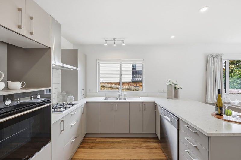 218A Sturges Road, Henderson, Auckland - Carousel 2