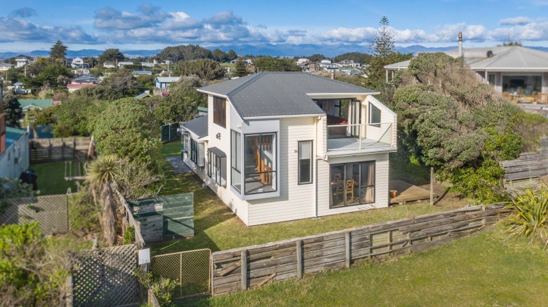 105 Rua Avenue, Waitārere Beach, Levin - Carousel 17