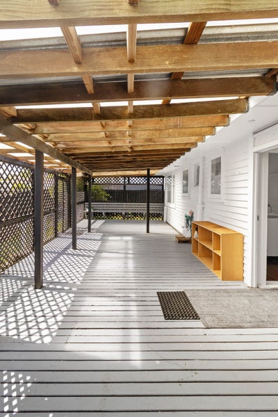 217 Halsey Drive, Lynfield, Auckland - Carousel 15