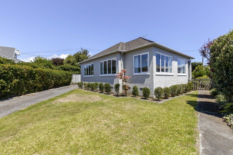 10 Chard Street, Westown, New Plymouth - Carousel 1