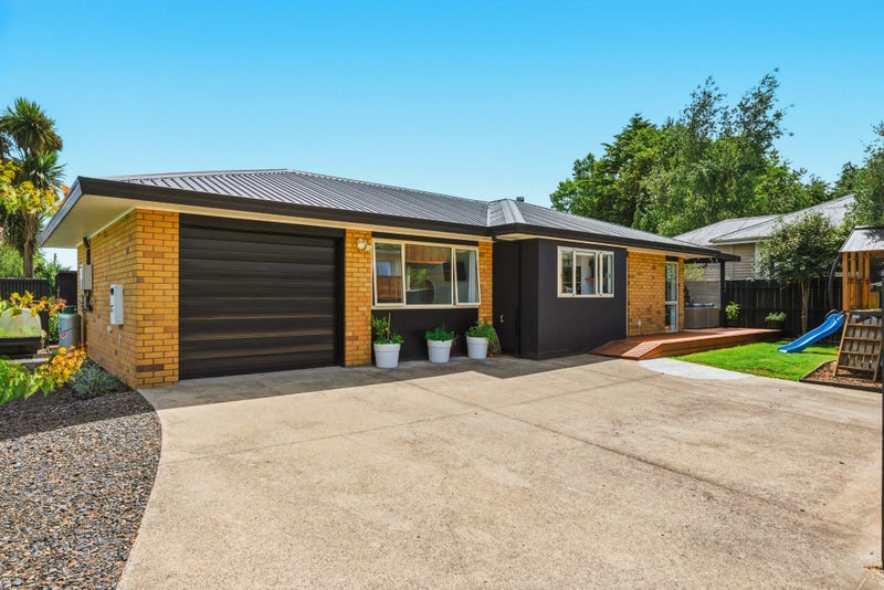 2/15 Kōtare Street, Hilltop, Taupō - Carousel 2