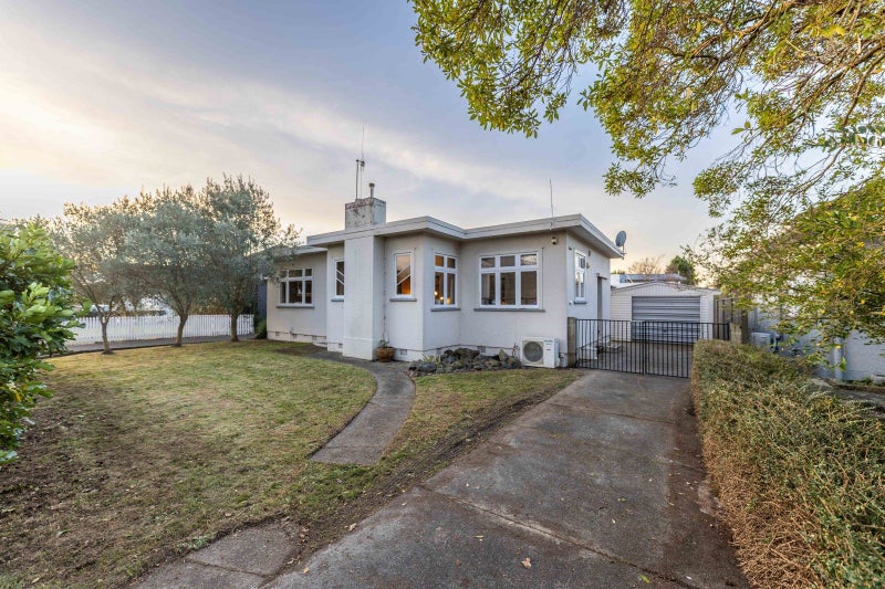 95 Churchill Avenue, Hokowhitu, Palmerston North - Carousel 2