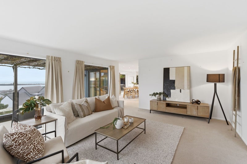 39 Santa Maria Avenue, Mount Pleasant, Christchurch - Carousel 2