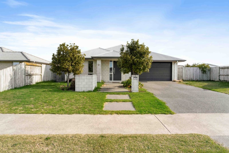 146 The Boulevard, Papamoa Beach, Papamoa - Carousel 1