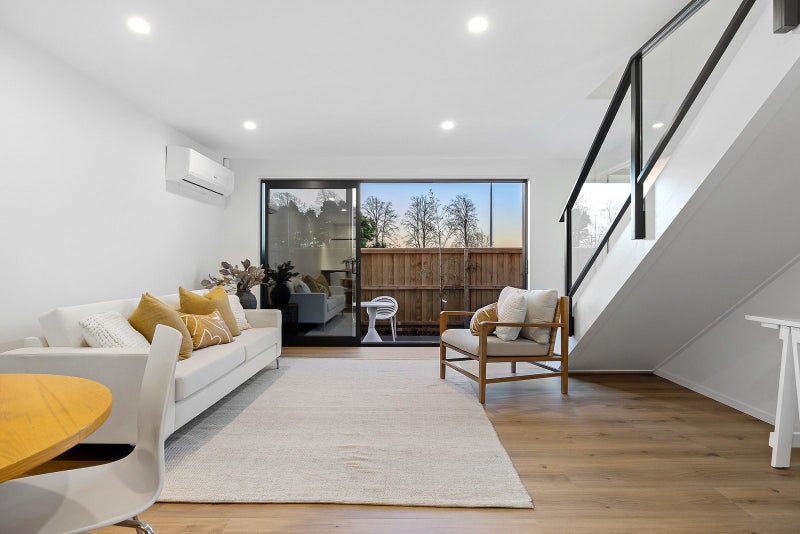 4/200 Main North Road, Redwood, Christchurch - Carousel 2