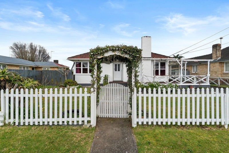 7 Maurice Street, Papakura, Papakura - Carousel 2