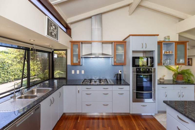 30 Rata Street, Waikanae, Waikanae - Carousel 2