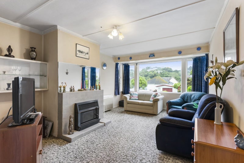 5 Kipling Street, Johnsonville, Wellington - Carousel 2